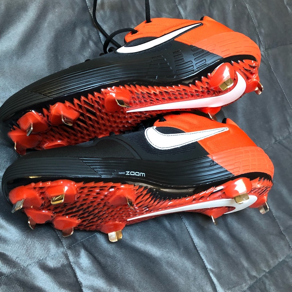 Cleats - image 3